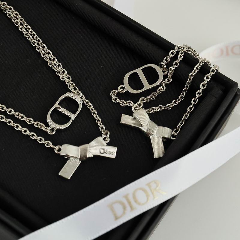 Dior Suits 09yxs10